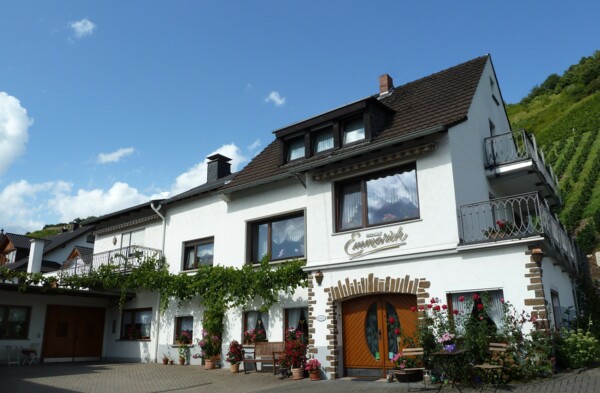 Weingut Gotthard Emmerich von außen ©Weingut Gotthard Emmerich 