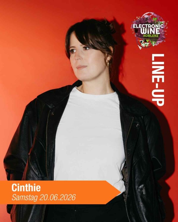 Cinthie © Cinthie DJ Cinthie © Cinthie