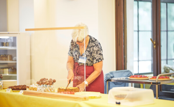 Kuchenverkauf Augusta-Fest © Koblenz-Touristik GmbH, Picture Colada