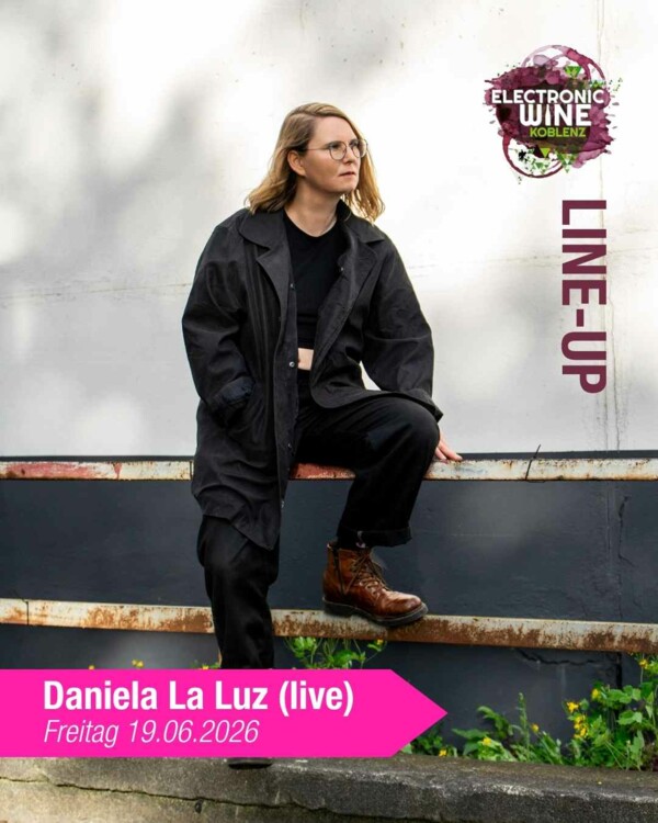 Daniela La Luz (live) © Daniela La Luz (live) DJ Daniela La Luz (live) © Daniela La Luz (live)