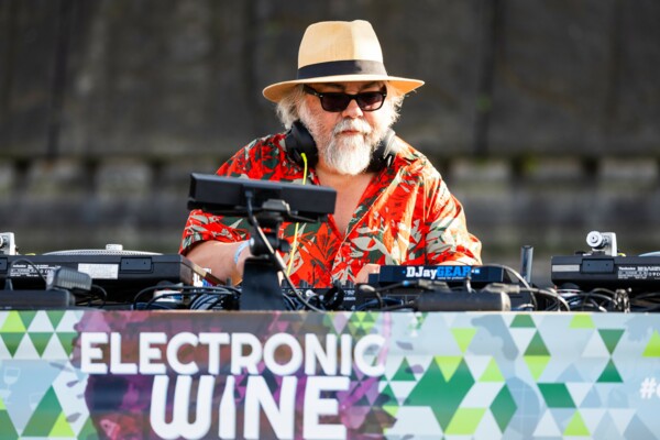 Künstler DJ G.I.D bei Electronic Wine 2023 ©Koblenz-Touristik GmbH, Janko Media 